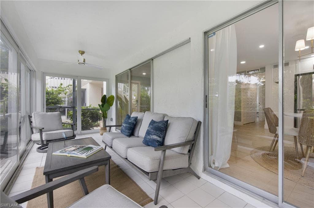 1549 Sandpiper ST # 89, NAPLES FL 34102-15