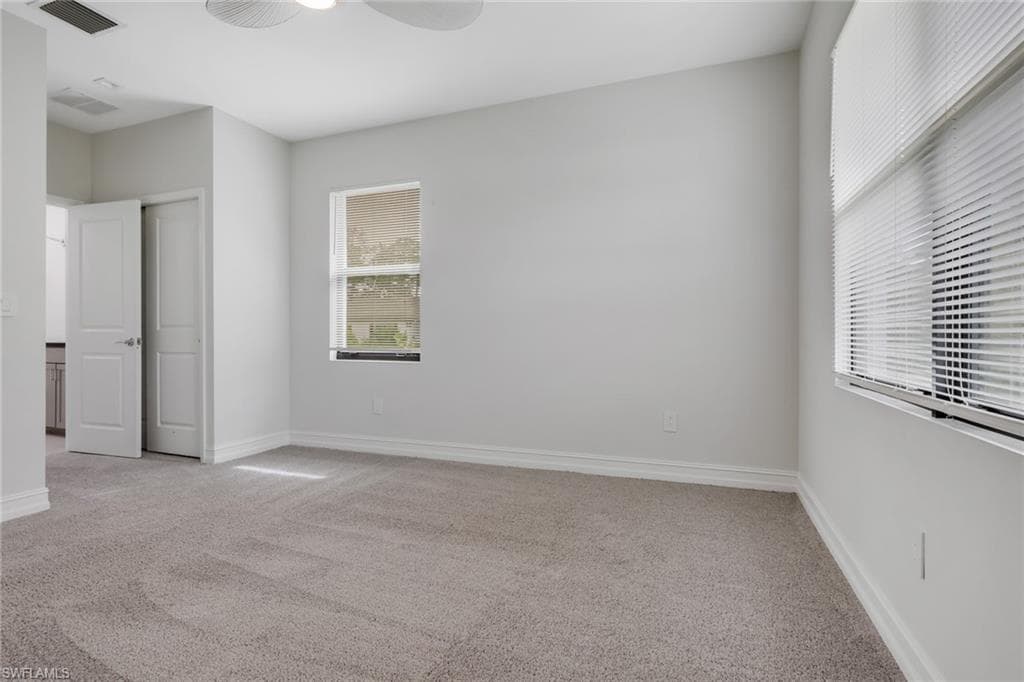 7501 Carnegie WAY, NAPLES FL 34119-33