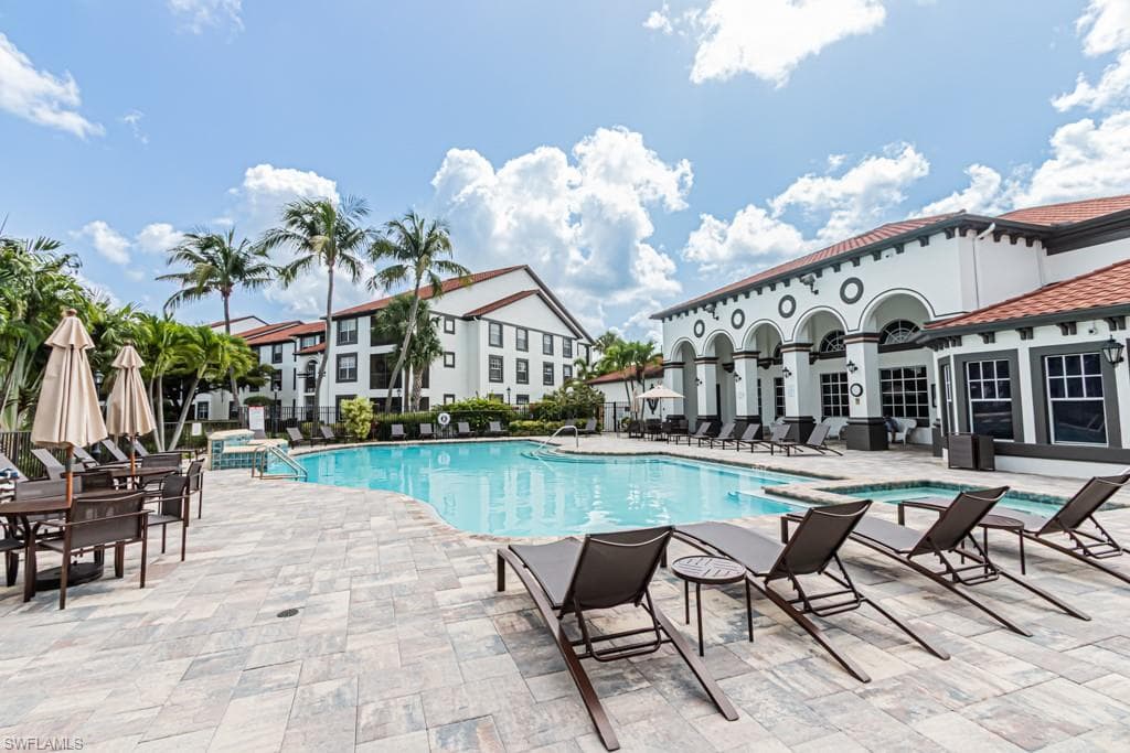 7935 Preserve CIR # 416, NAPLES FL 34119-5