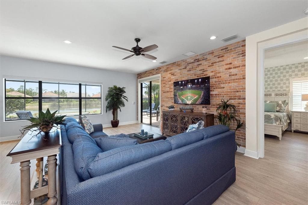 11569 Grey Egret CIR, FORT MYERS FL 33966-8