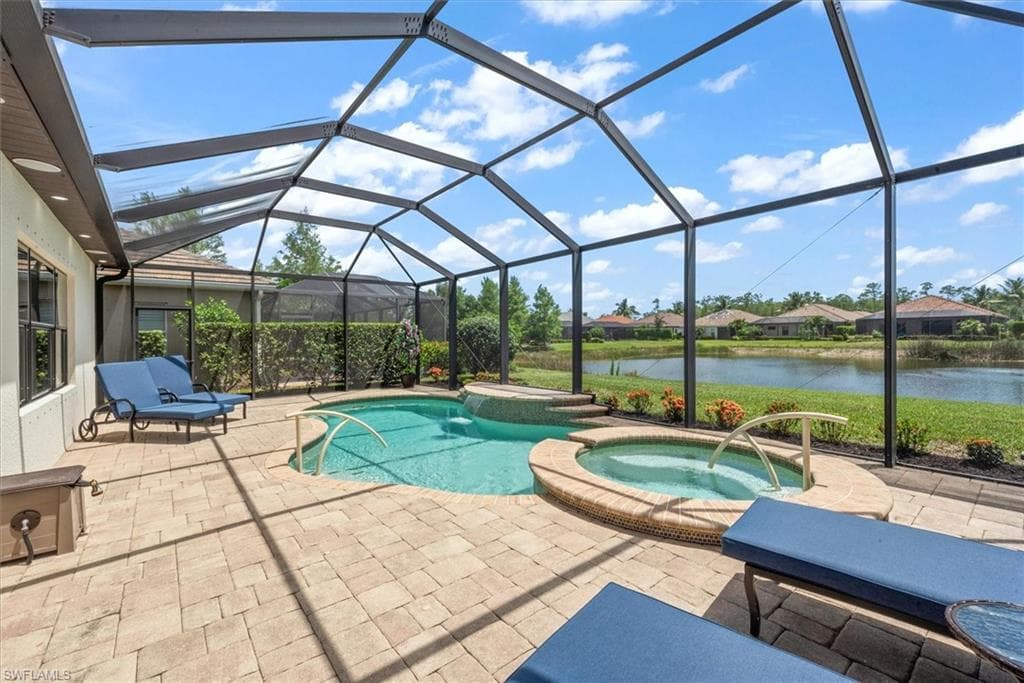 11569 Grey Egret CIR, FORT MYERS FL 33966-33