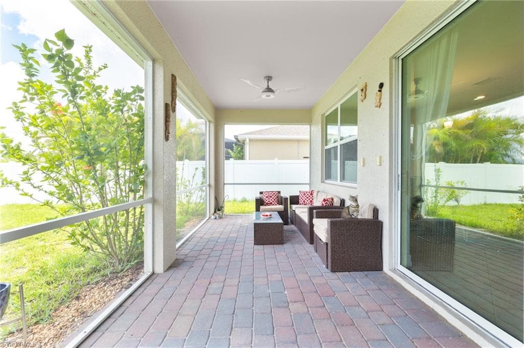 3289 Baravaldo CIR, CAPE CORAL FL 33909-11