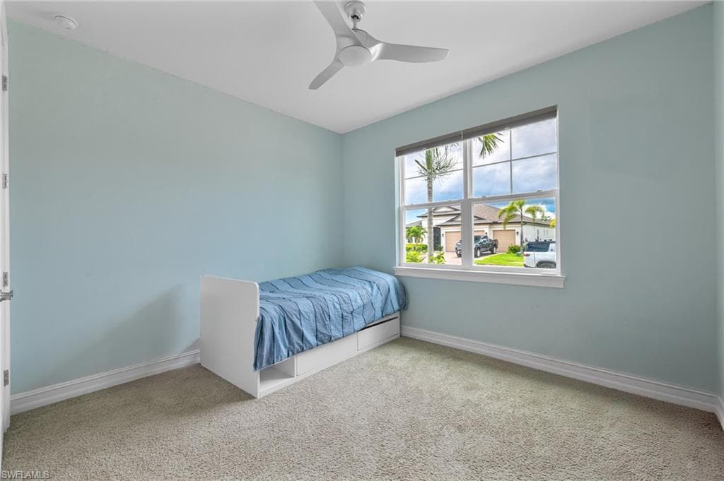 3289 Baravaldo CIR, CAPE CORAL FL 33909-8