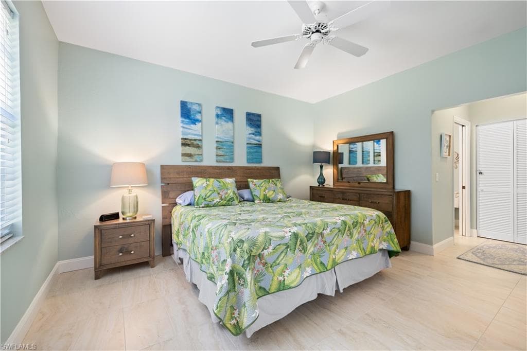 757 Wiggins Lake DR # 106, NAPLES FL 34110-22