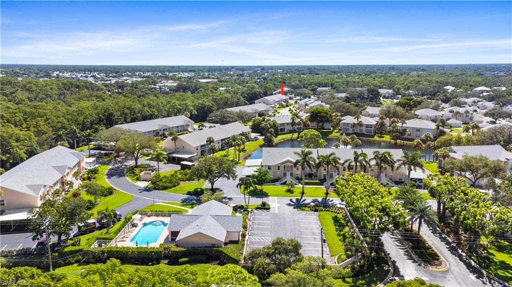 757 Wiggins Lake DR # 106, NAPLES FL 34110-34