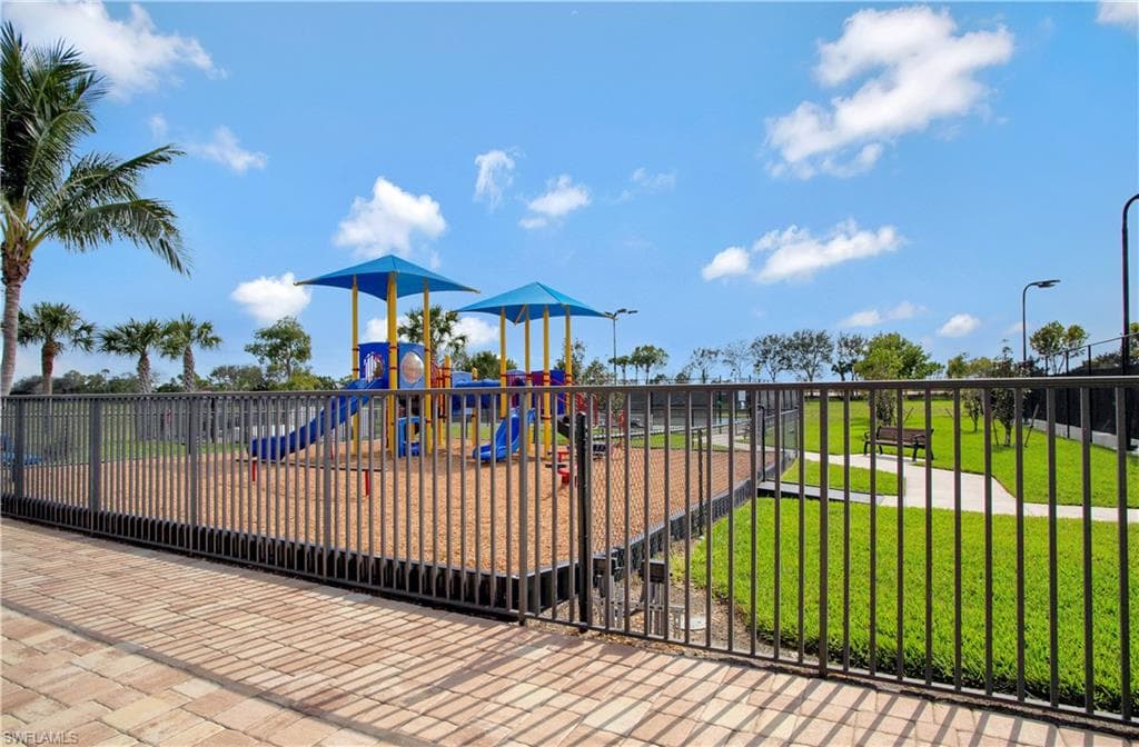 14688 Cantabria DR, FORT MYERS FL 33905-26