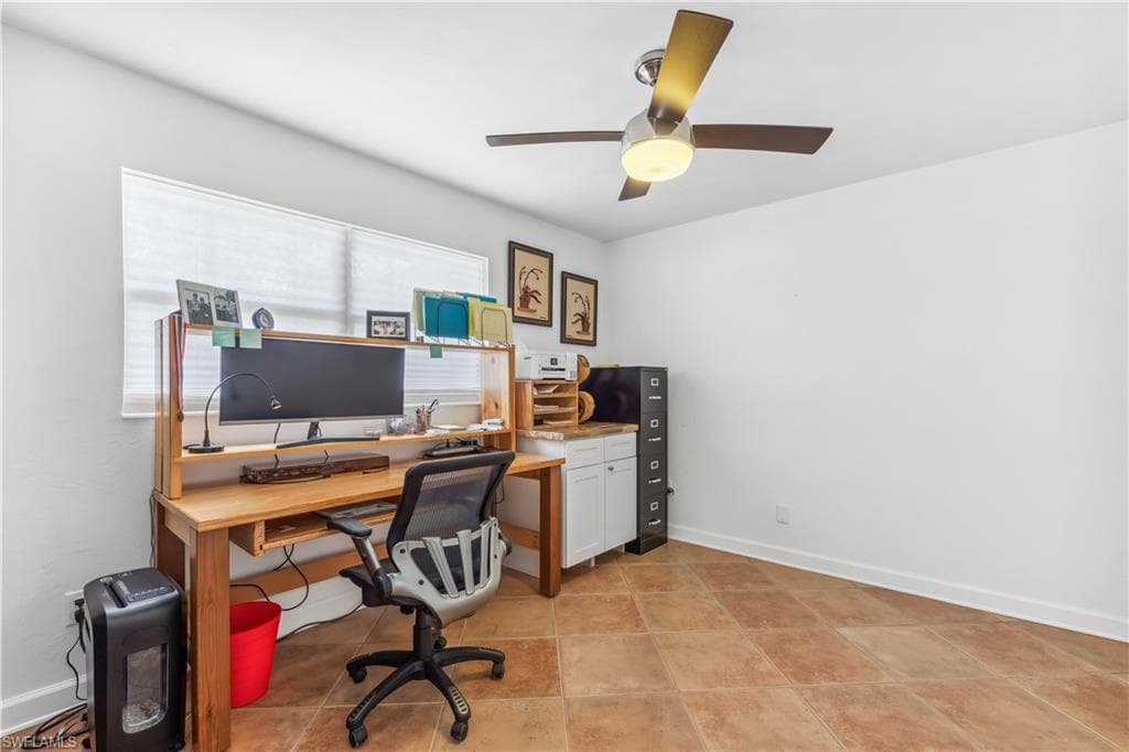 5654 Natoma DR, FORT MYERS FL 33919-16