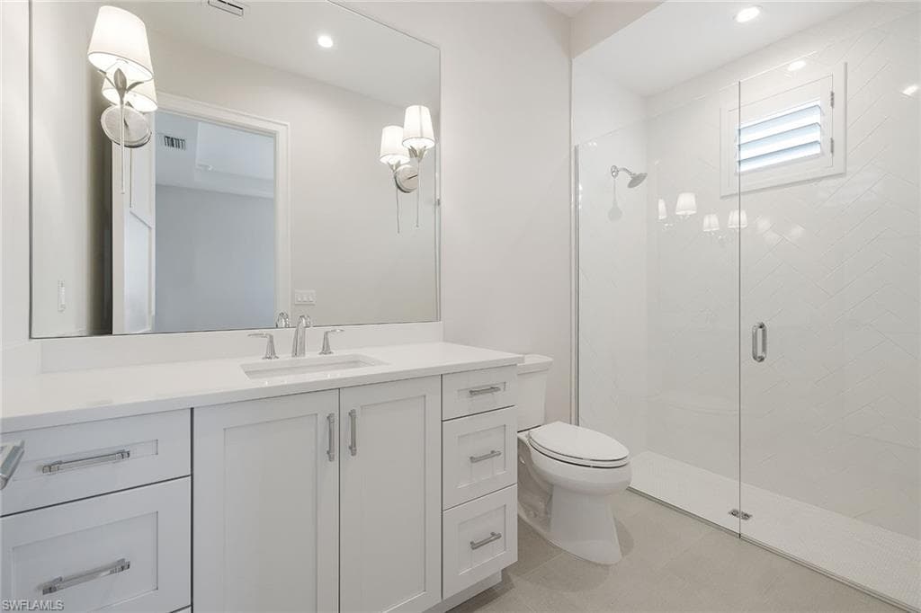 16776 Enclave CIR, NAPLES FL 34110-19