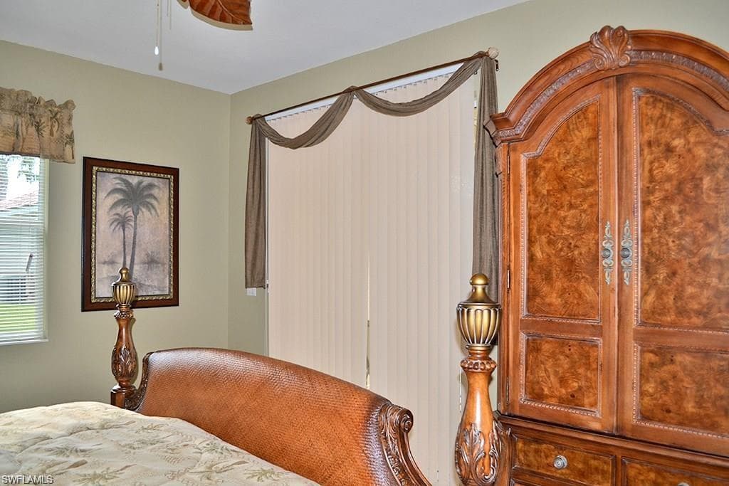 4007 Recreation LN, NAPLES FL 34116-12