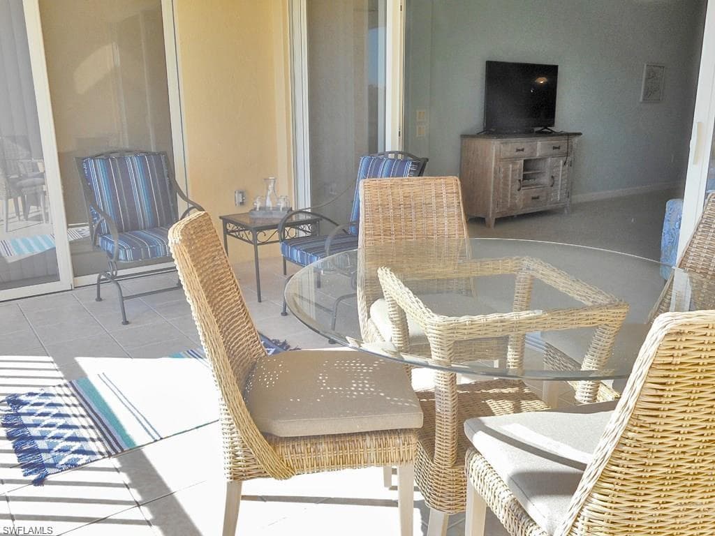 8565 Via Garibaldi CIR # 203, ESTERO FL 33928-18