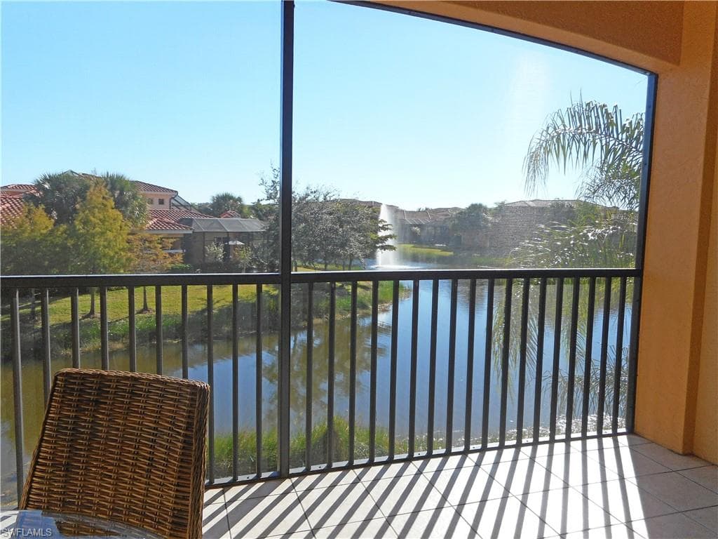 8565 Via Garibaldi CIR # 203, ESTERO FL 33928-20