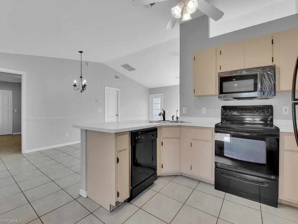 18210 Sycamore RD, FORT MYERS FL 33967-5