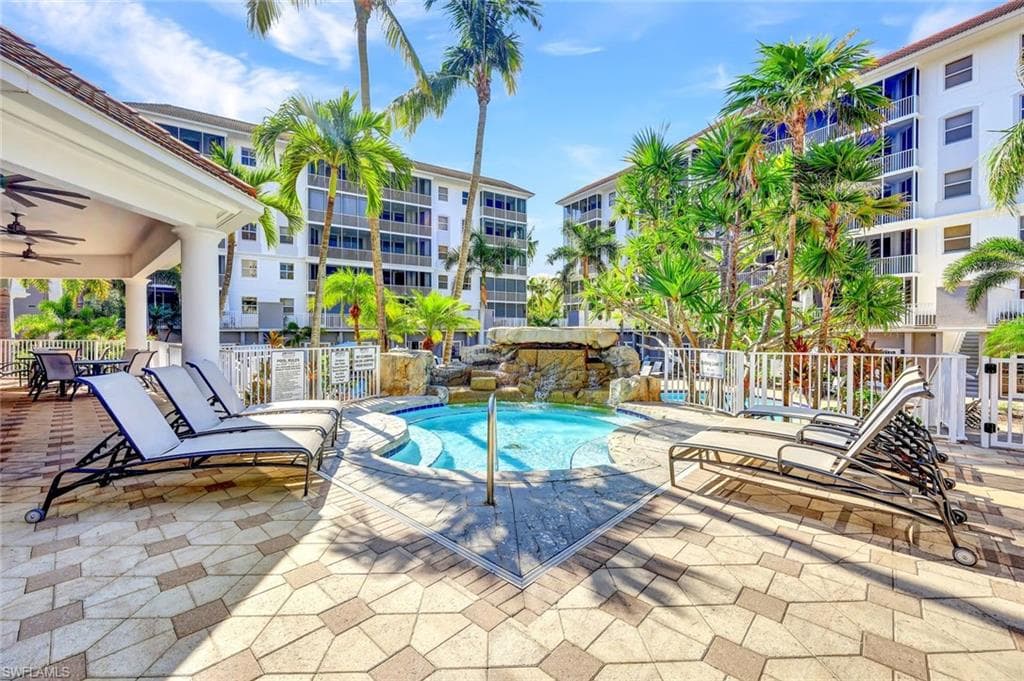 400 Flagship DR # 1002, NAPLES FL 34108-35