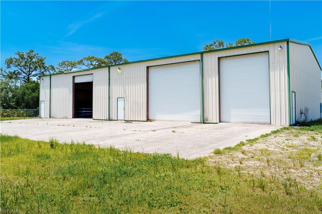 90 Otter Slide RD, EASTPOINT FL 32328-5