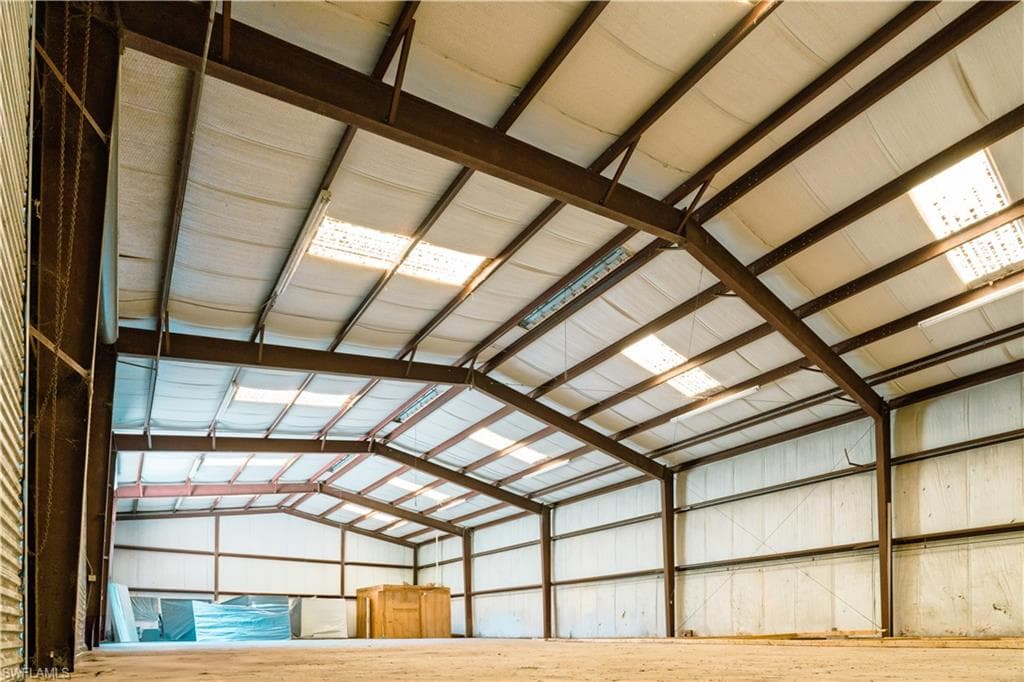 90 Otter Slide RD, EASTPOINT FL 32328-11