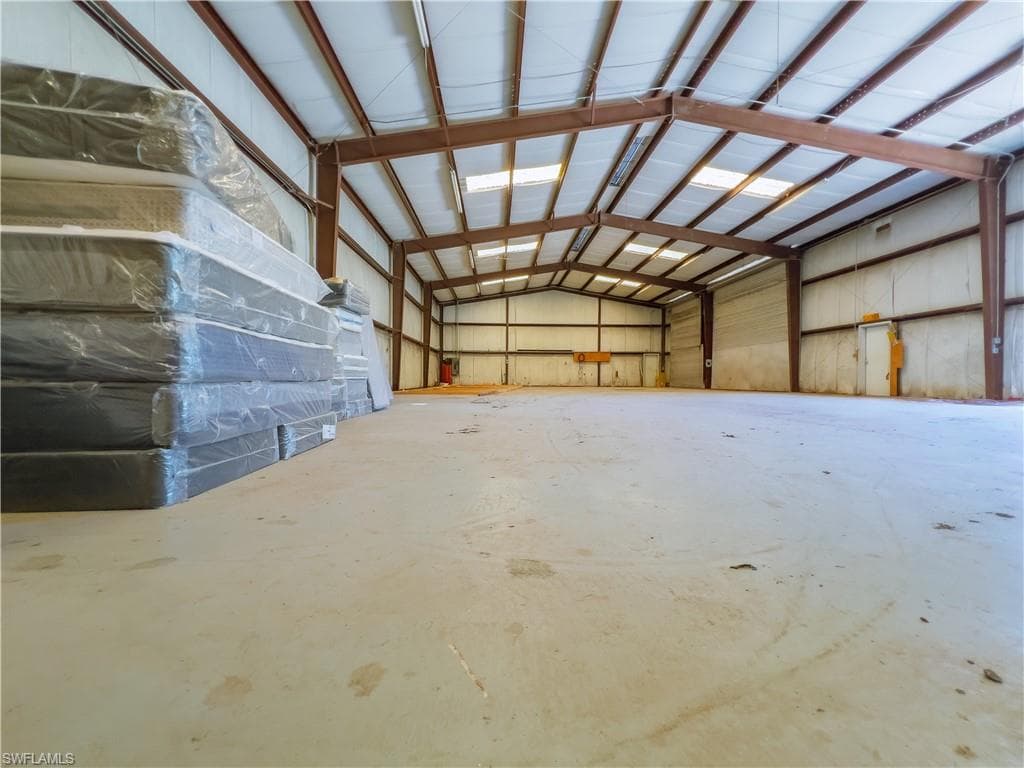 90 Otter Slide RD, EASTPOINT FL 32328-9