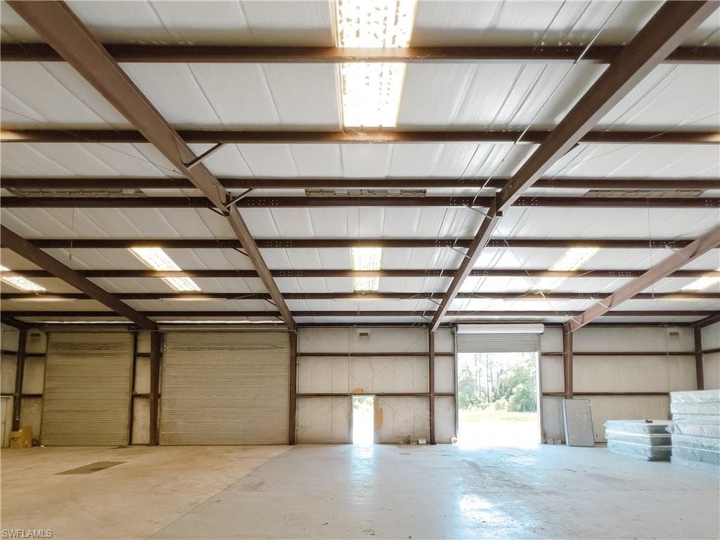 90 Otter Slide RD, EASTPOINT FL 32328-10