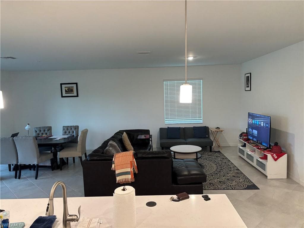 18677 Marlin Kite LN, NORTH FORT MYERS FL 33917-2