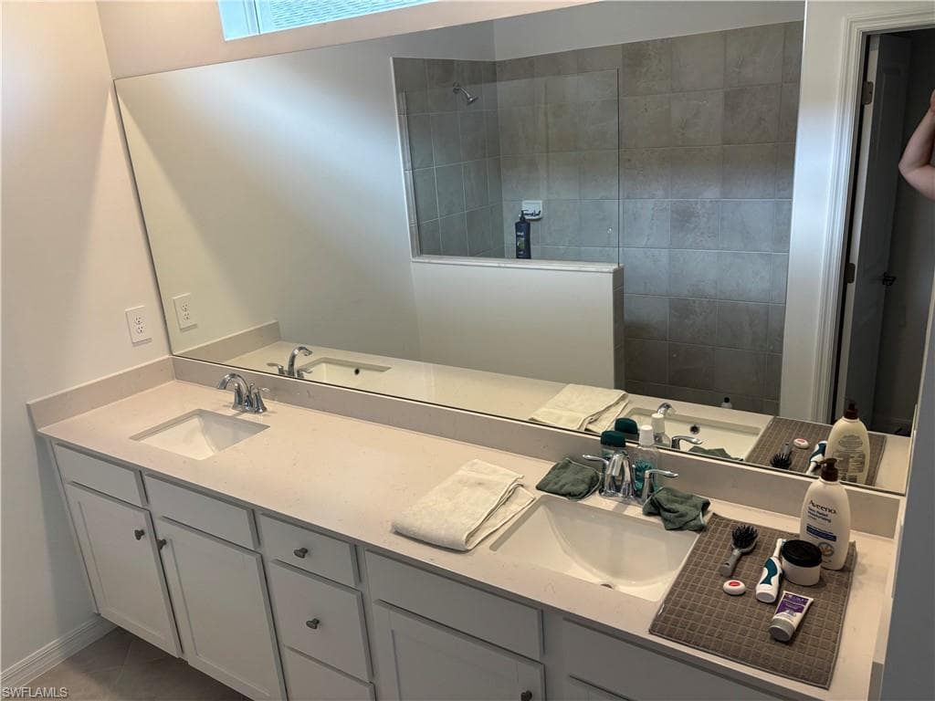 18677 Marlin Kite LN, NORTH FORT MYERS FL 33917-9