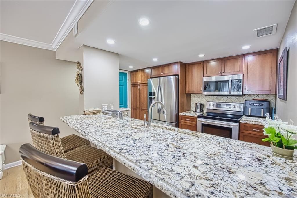 2885 Palm Beach BLVD # 105, FORT MYERS FL 33916-14