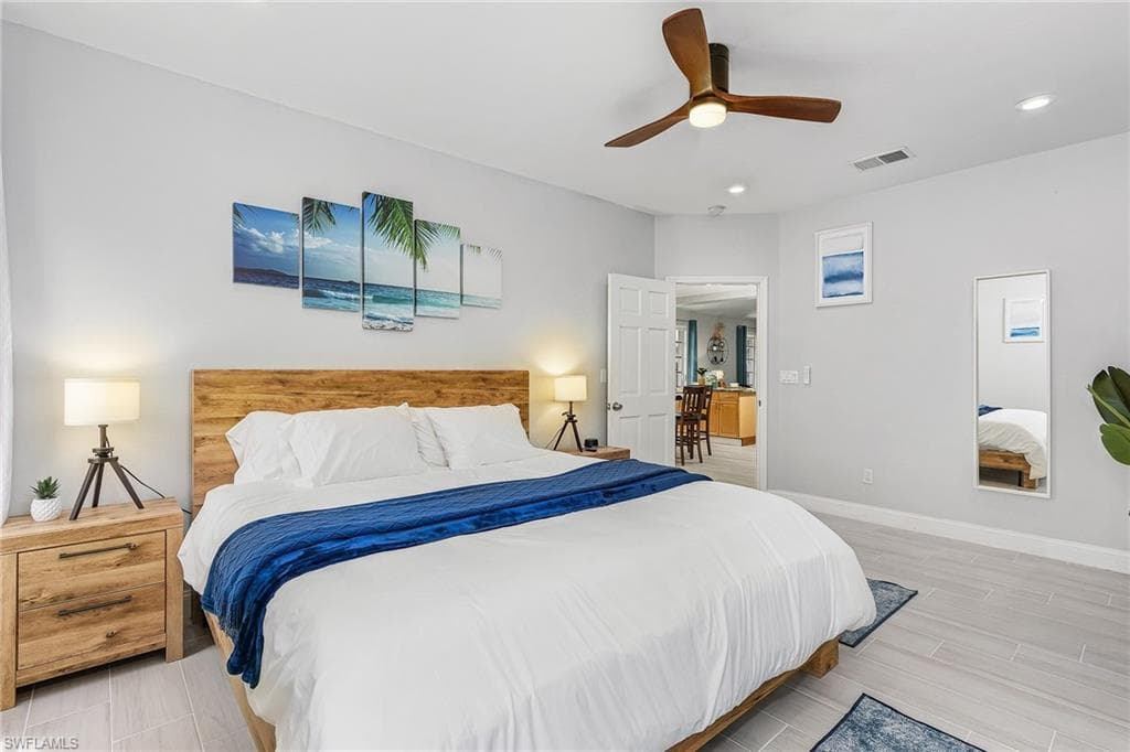 794 95th AVE N, NAPLES FL 34108-20