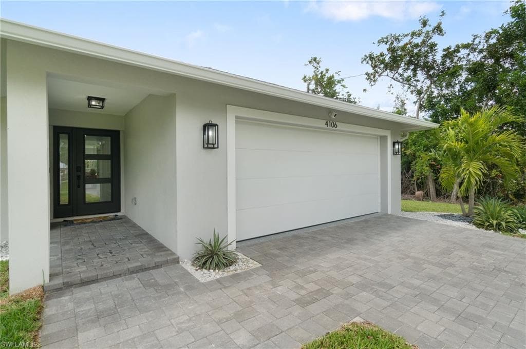 4106 3rd AVE SW, NAPLES FL 34119-9