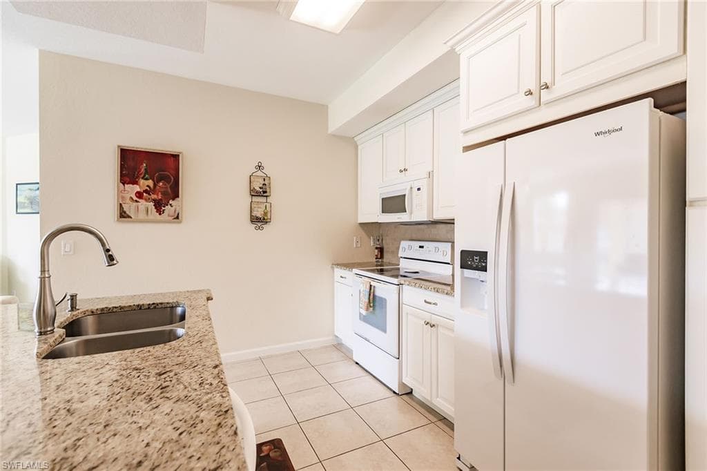 4700 Saint Croix LN # 318, NAPLES FL 34109-13