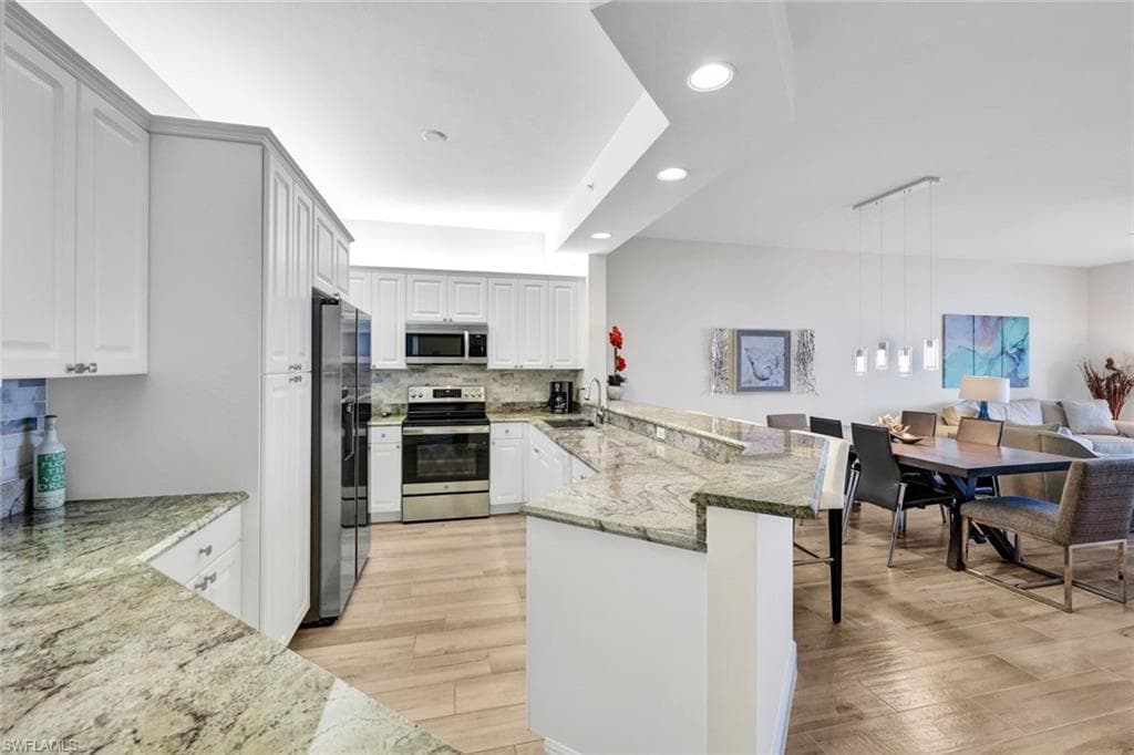 410 FLAGSHIP DR # 505, NAPLES FL 34108-5