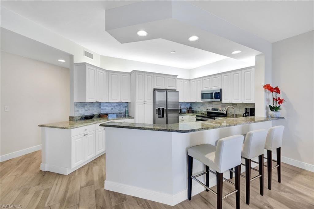 410 FLAGSHIP DR # 505, NAPLES FL 34108-4