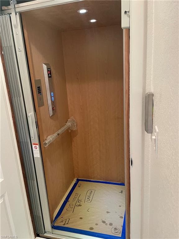 24398 Treasure Island BLVD, PUNTA GORDA FL 33955-46