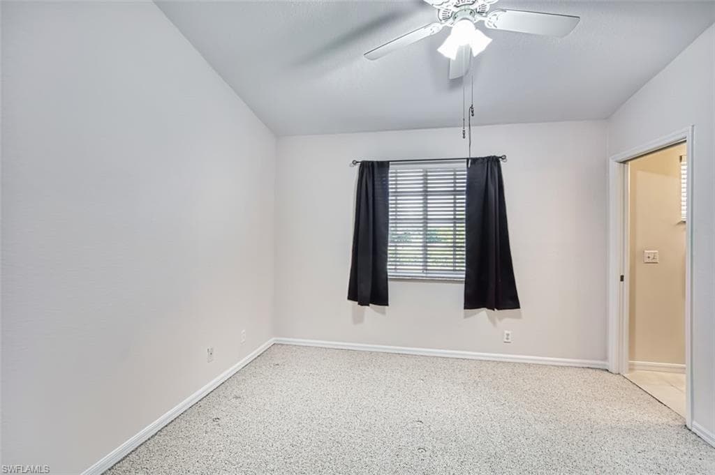 10058 Pacific Pines AVE, FORT MYERS FL 33966-22