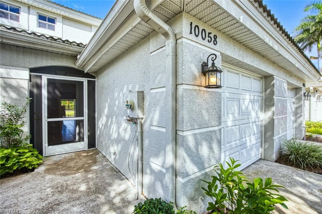 10058 Pacific Pines AVE, FORT MYERS FL 33966-5