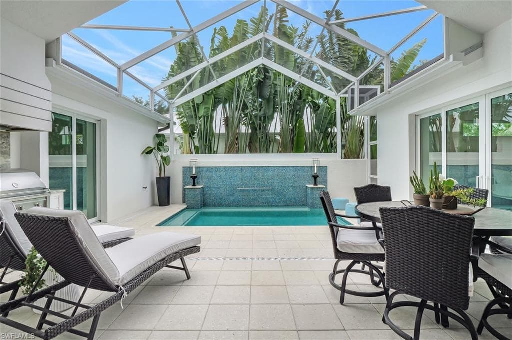 2120 Curtis ST, NAPLES FL 34112-33