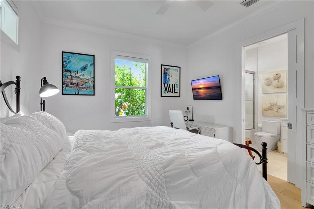 2120 Curtis ST, NAPLES FL 34112-18