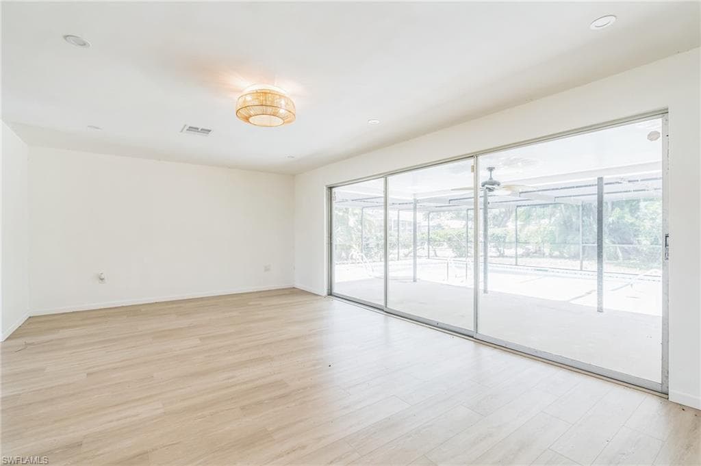 13724 River Forest DR, FORT MYERS FL 33905-5