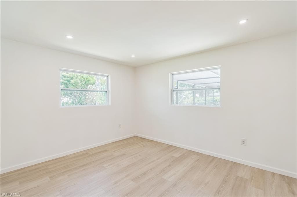 13724 River Forest DR, FORT MYERS FL 33905-12