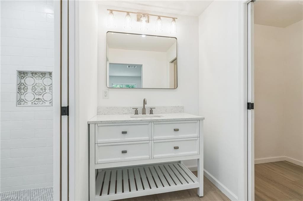 13724 River Forest DR, FORT MYERS FL 33905-14