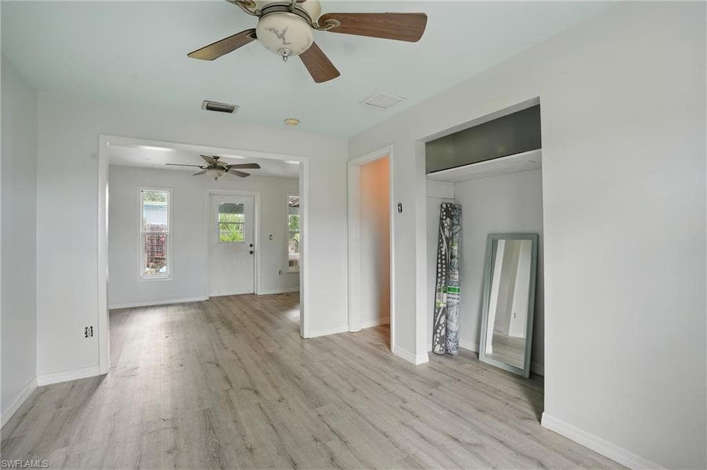 4011 Coconut CIR S, NAPLES FL 34104-22