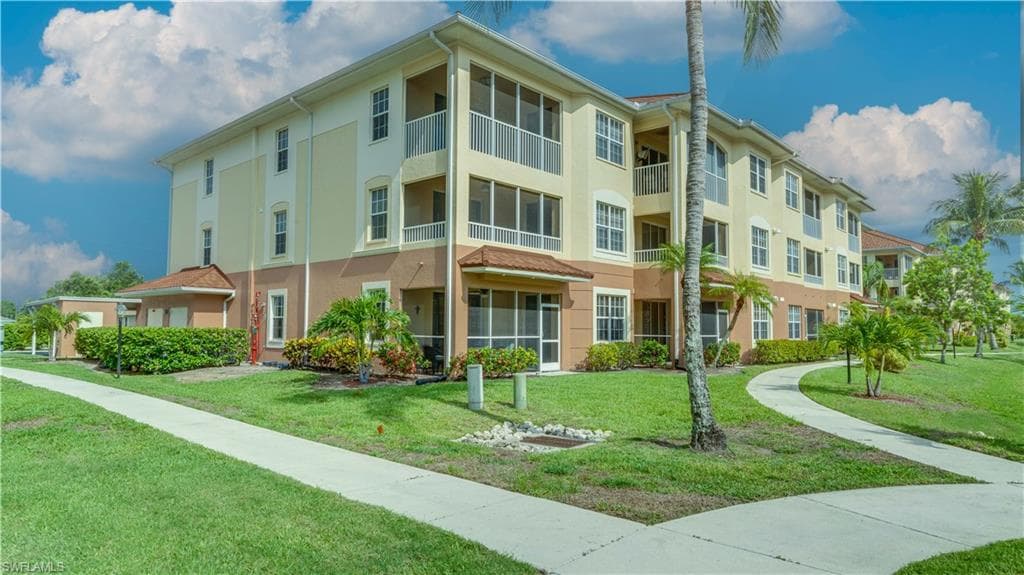 1133 Van Loon Commons CIR # 202, CAPE CORAL FL 33909-35