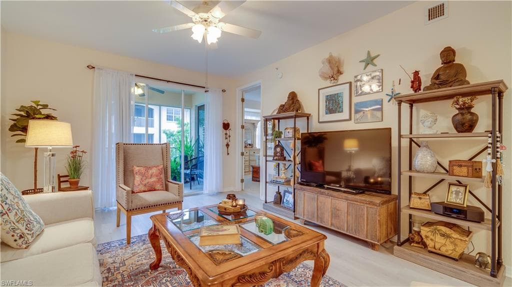 1133 Van Loon Commons CIR # 202, CAPE CORAL FL 33909-18