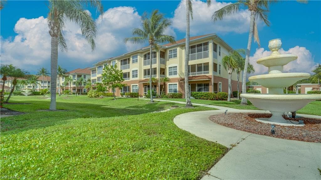 1133 Van Loon Commons CIR # 202, CAPE CORAL FL 33909-34