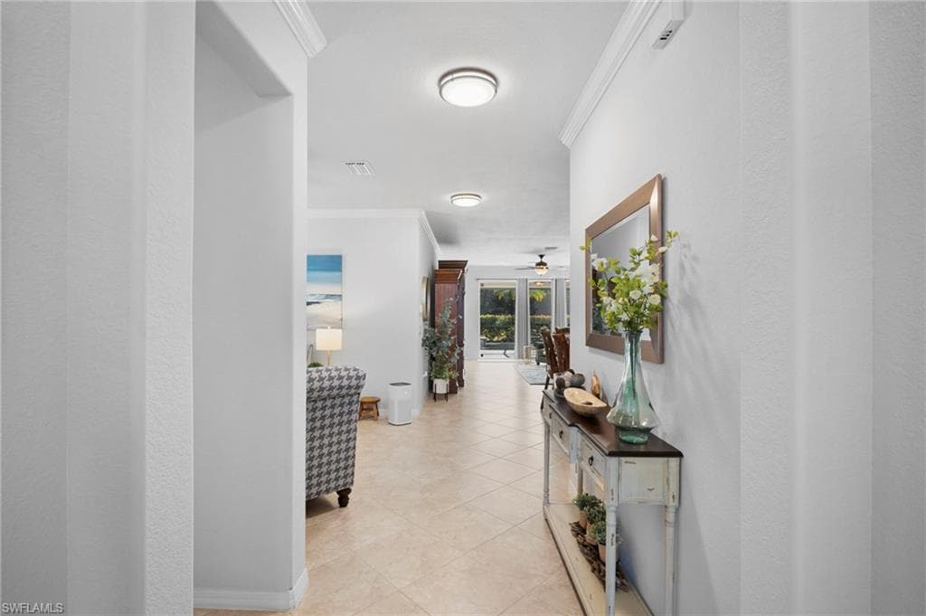 8088 Piedmont DR, NAPLES FL 34104-3