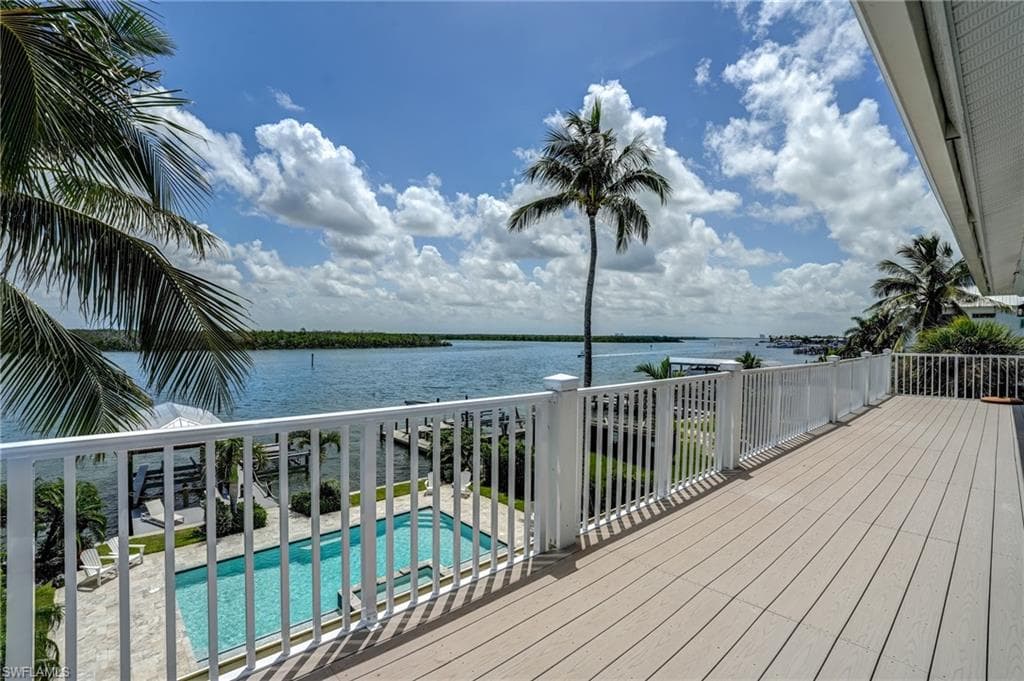 4031 Bayside RD, FORT MYERS BEACH FL 33931-26