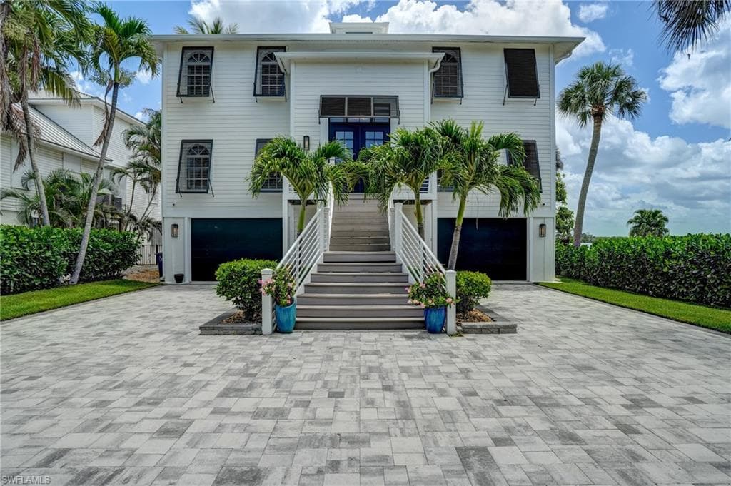 4031 Bayside RD, FORT MYERS BEACH FL 33931-1