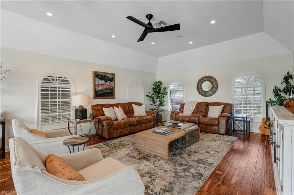 4031 Bayside RD, FORT MYERS BEACH FL 33931-8