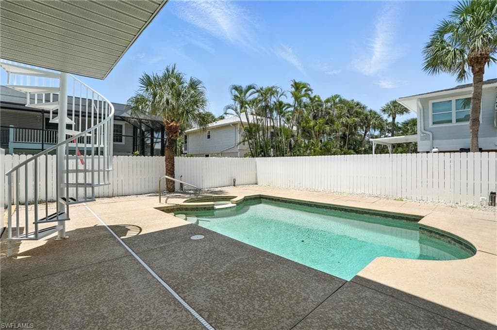 131 Bay Mar DR, FORT MYERS BEACH FL 33931-44