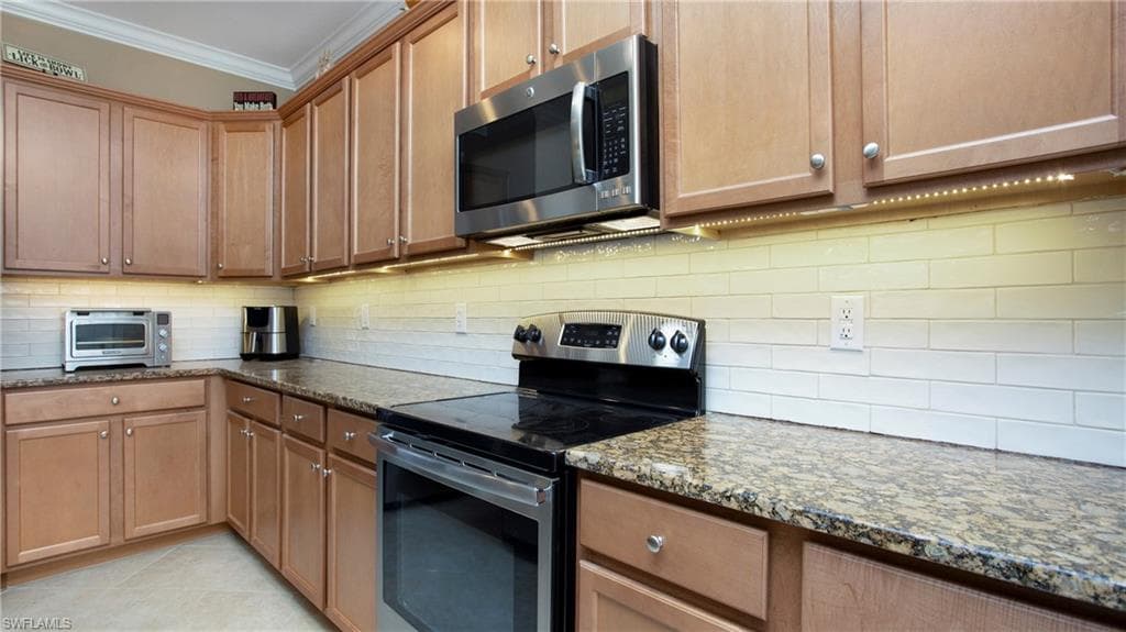 3668 Treasure Cove CT, NAPLES FL 34114-4