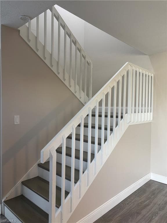 5245 Cedarbend DR # 4, FORT MYERS FL 33919-10