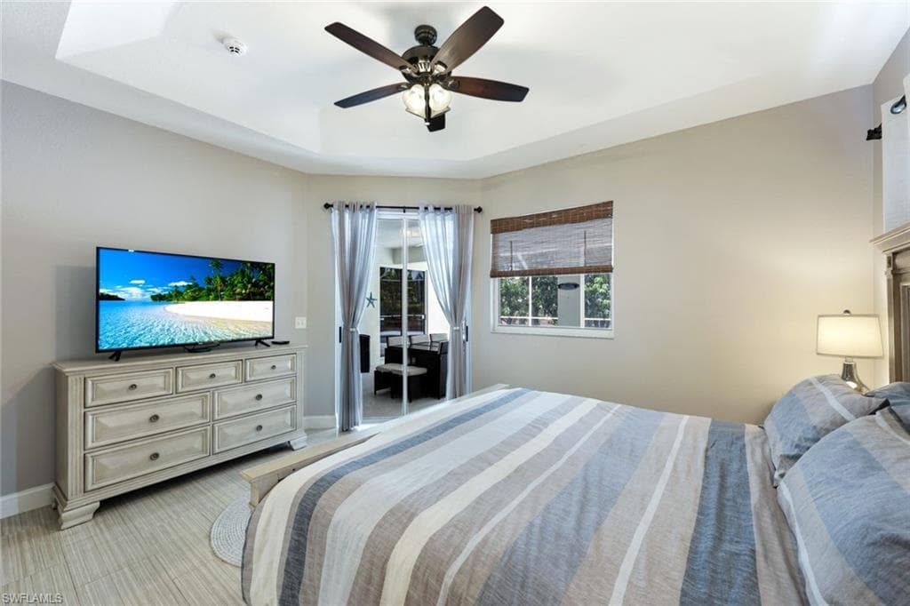 697 Crossfield CIR, NAPLES FL 34104-11