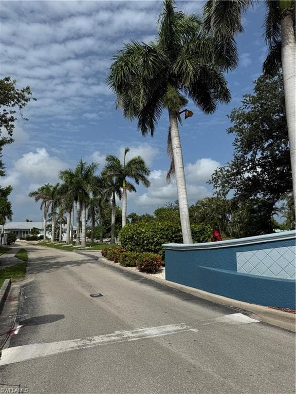 5769 Pink Panther DR, FORT MYERS FL 33908-2